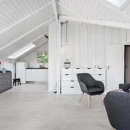 Beautiful Home In Gilleleje With Wifi 펜션